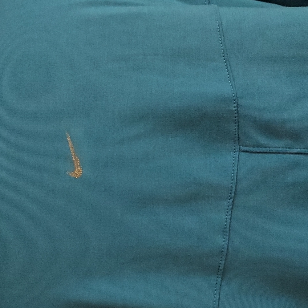 Nike - Picture 5 of 16